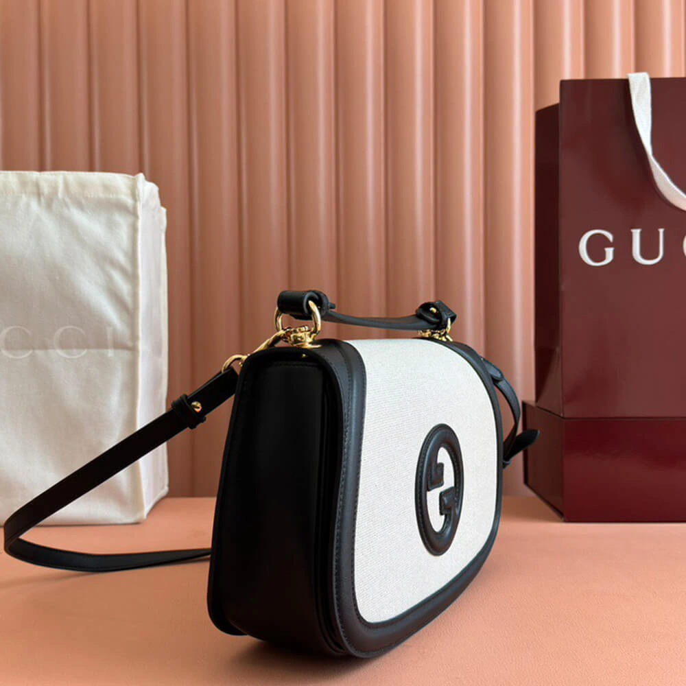 Bright Gucci Blondie medium top handle bag 949