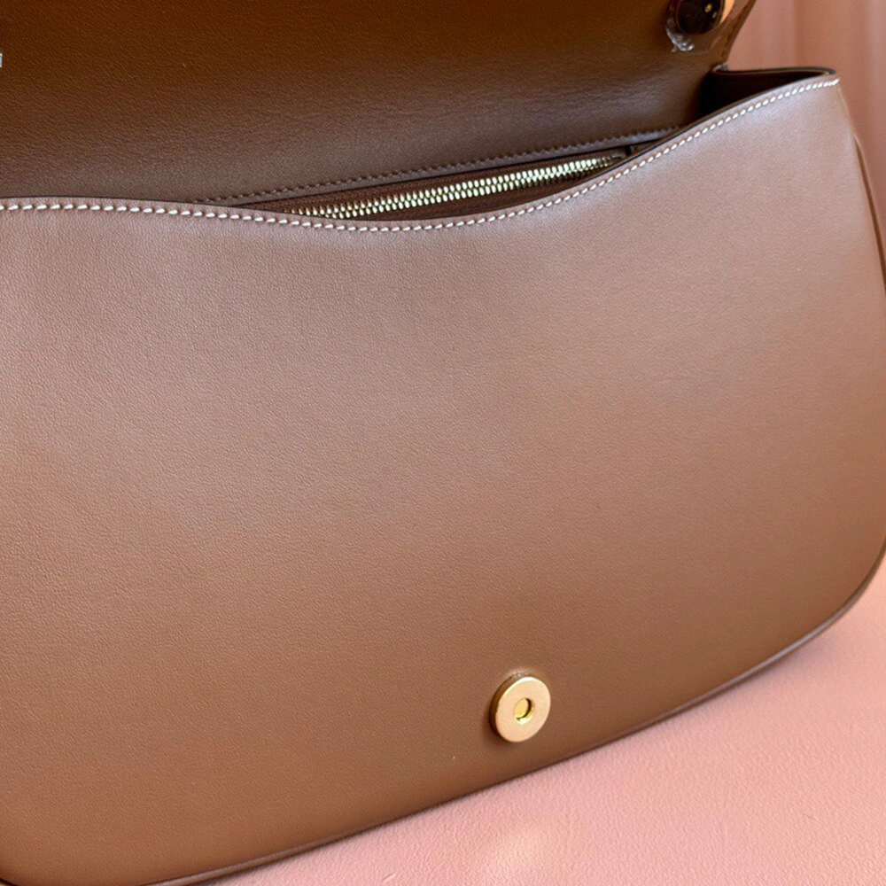 TechFriendly Gucci Blondie medium top handle bag 1033