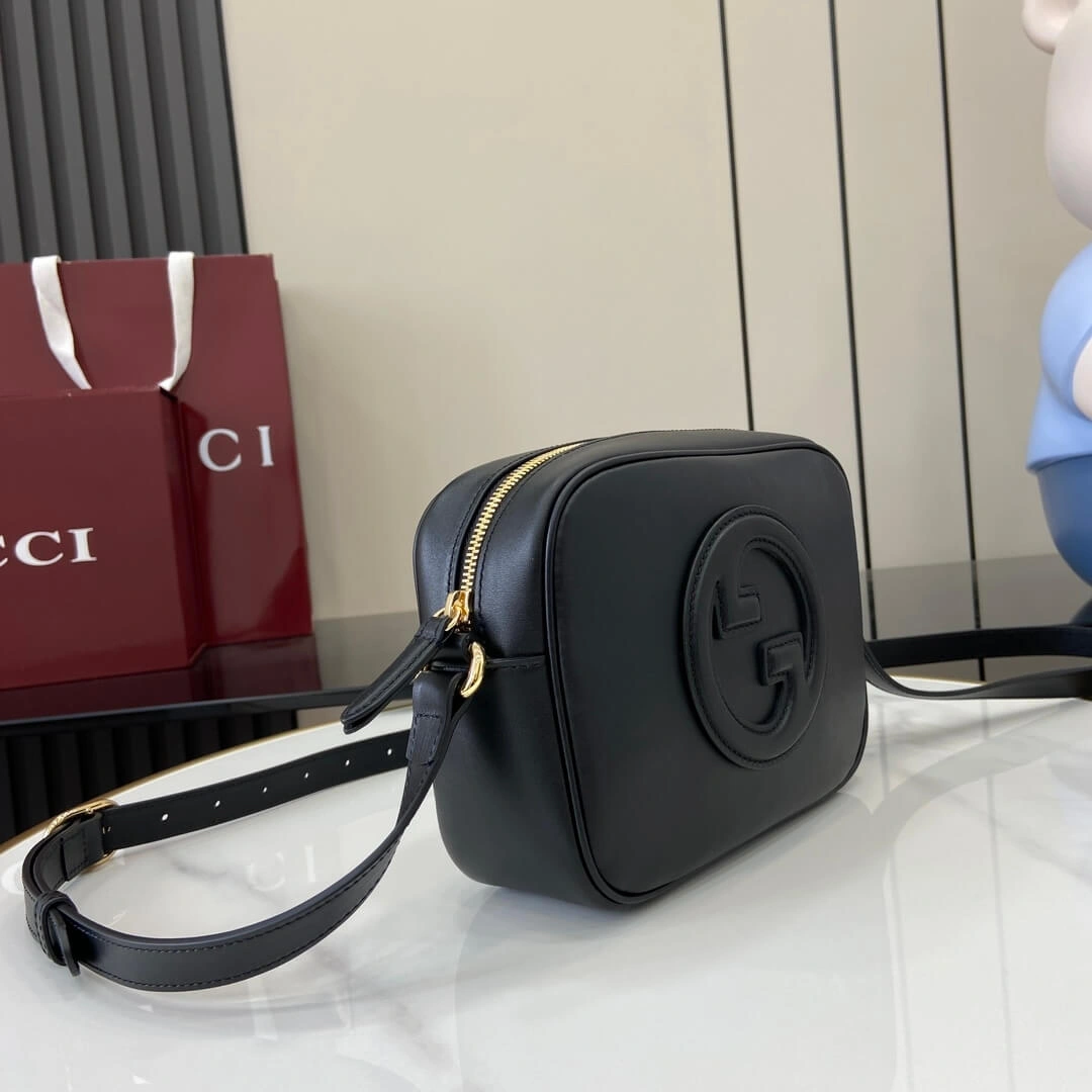 Gucci Blondie mini shoulder bag Stylish 1057