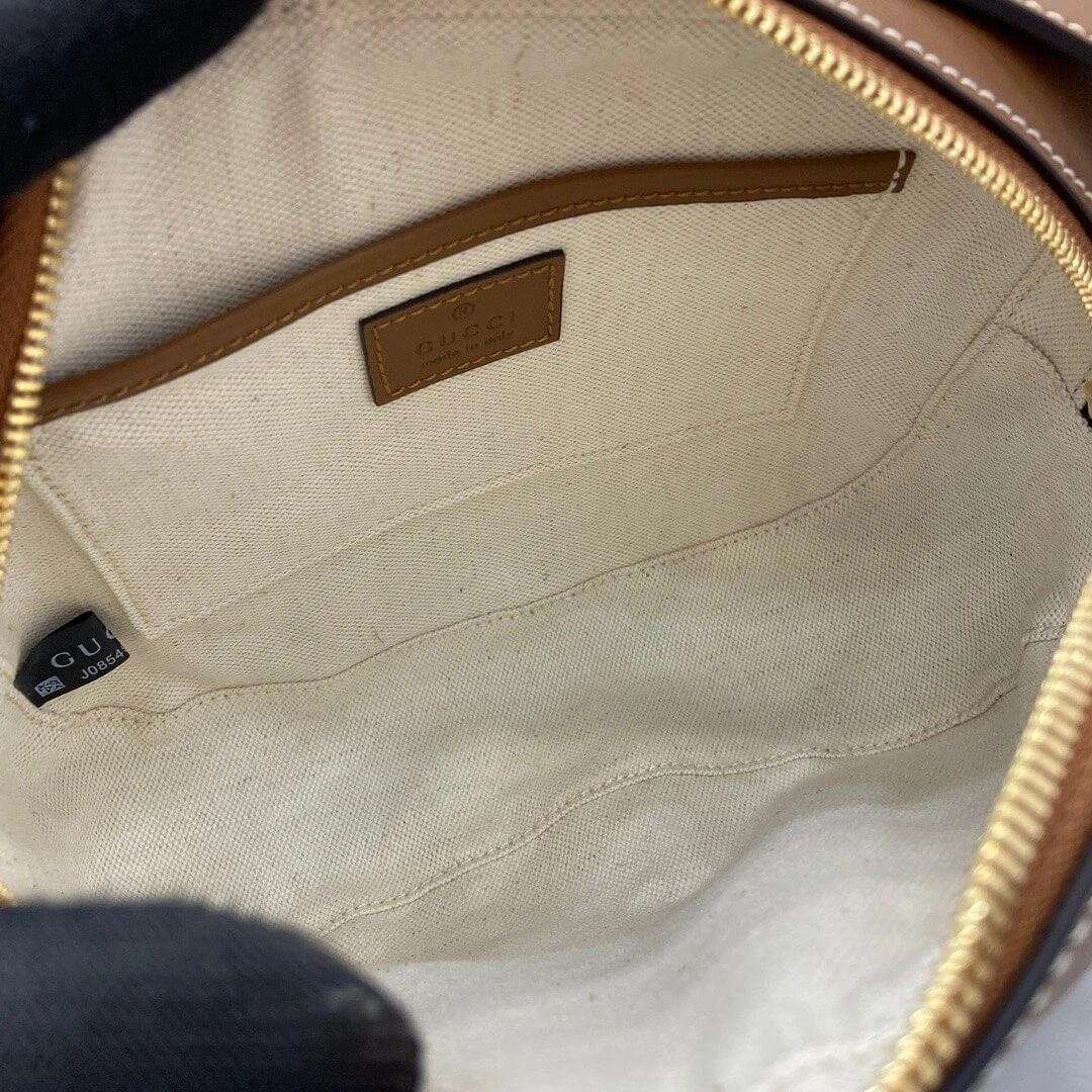Sporty Gucci Blondie mini shoulder bag 1040