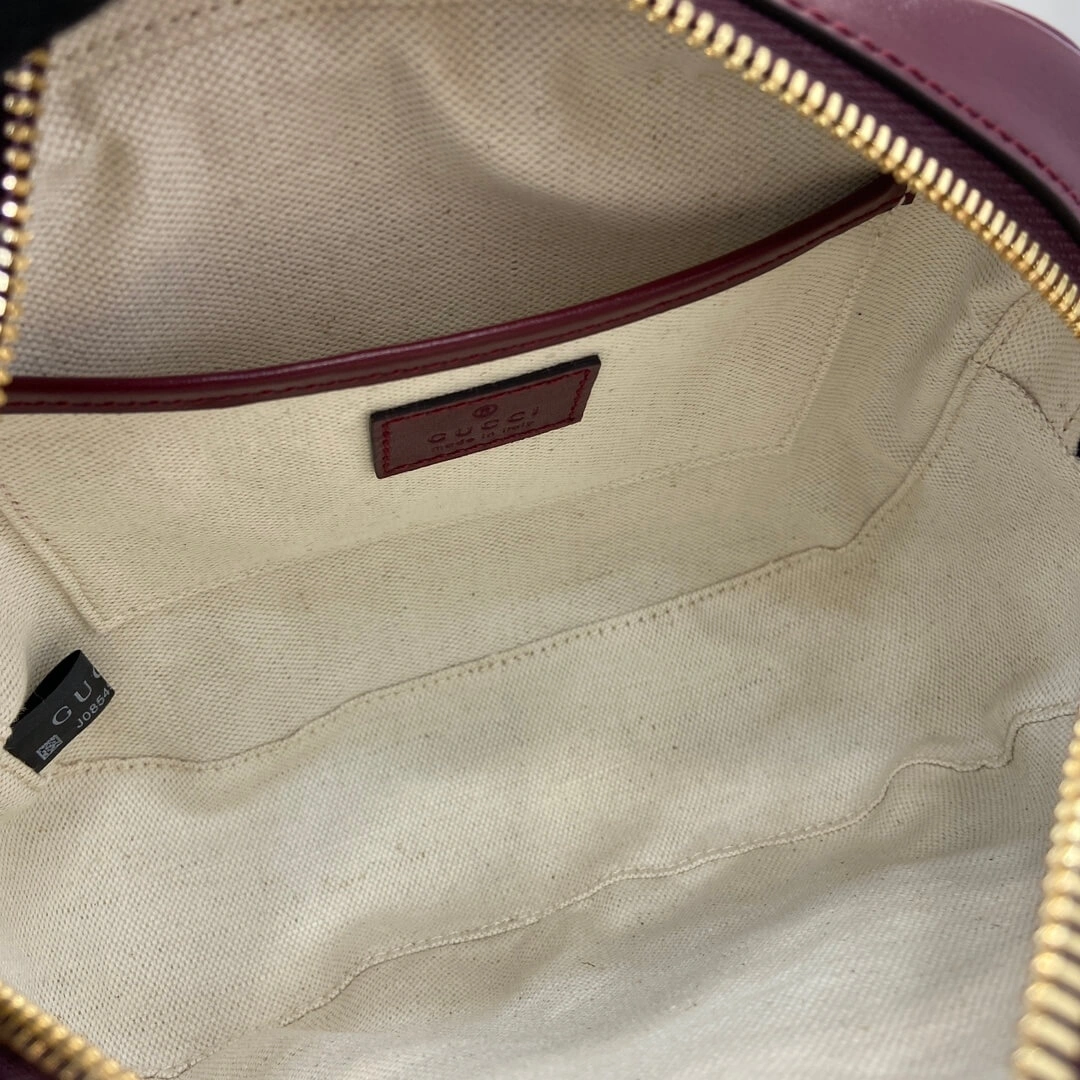 Bold Gucci Blondie mini shoulder bag 1058