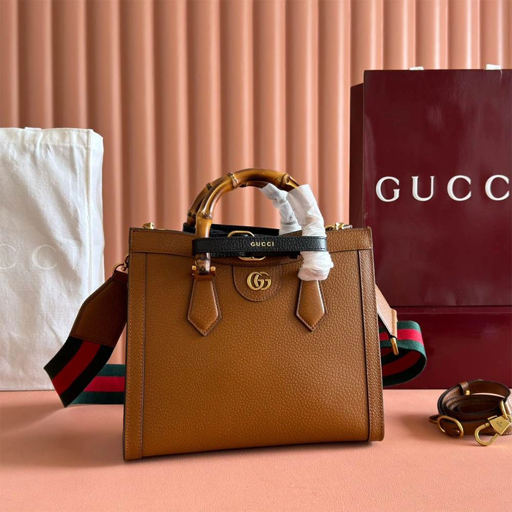 Gucci Diana medium tote bag(HIGH-END GRADE) Timeless 989