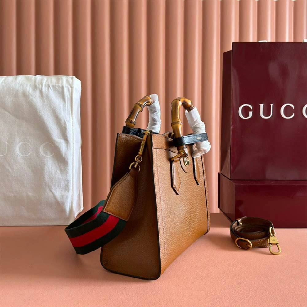 Gucci Diana medium tote bag(HIGH-END GRADE) Timeless 989