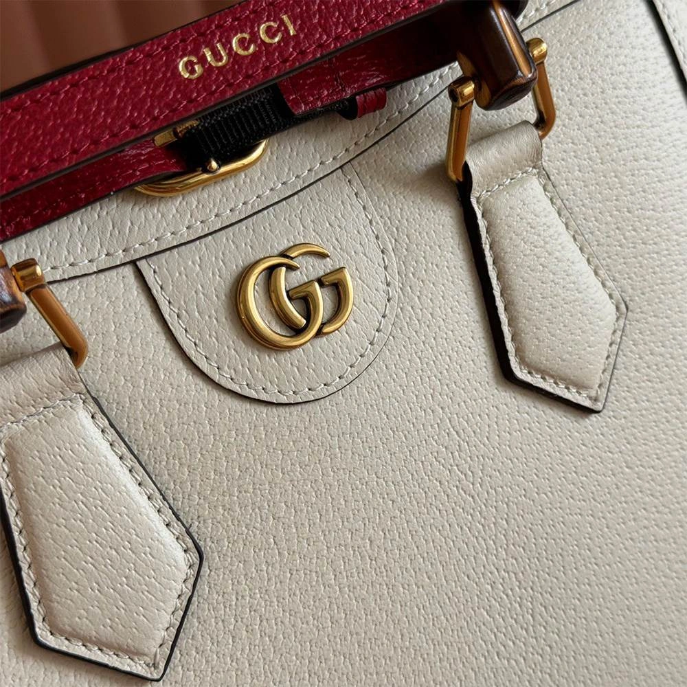 Gucci Diana medium tote bag(HIGH-END GRADE) Versatile 1017