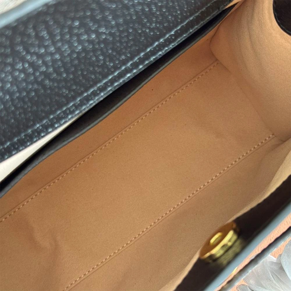 Gucci Diana medium tote bag(HIGH-END GRADE) Versatile 987