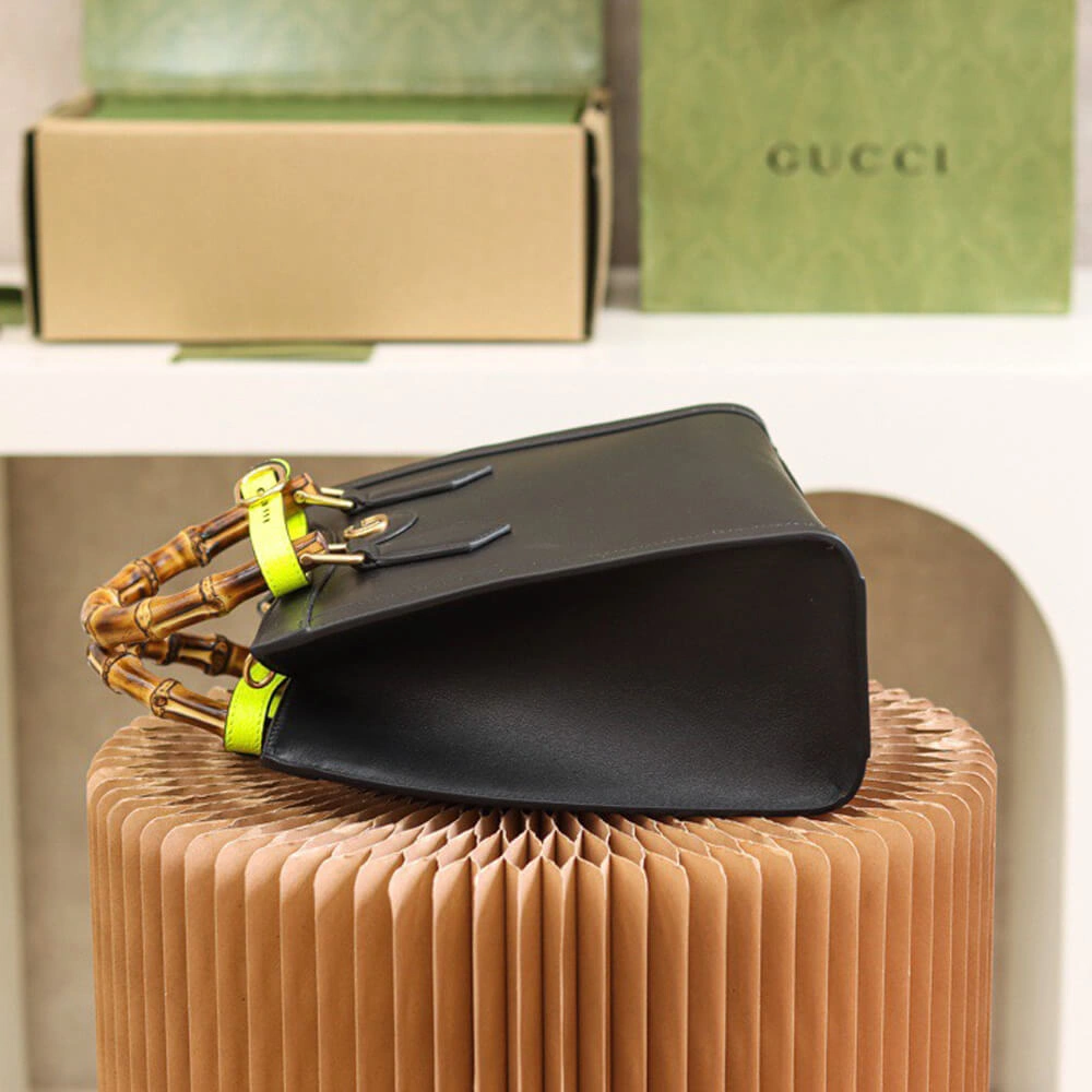 Gucci Diana medium tote bag Trendsetting 1091