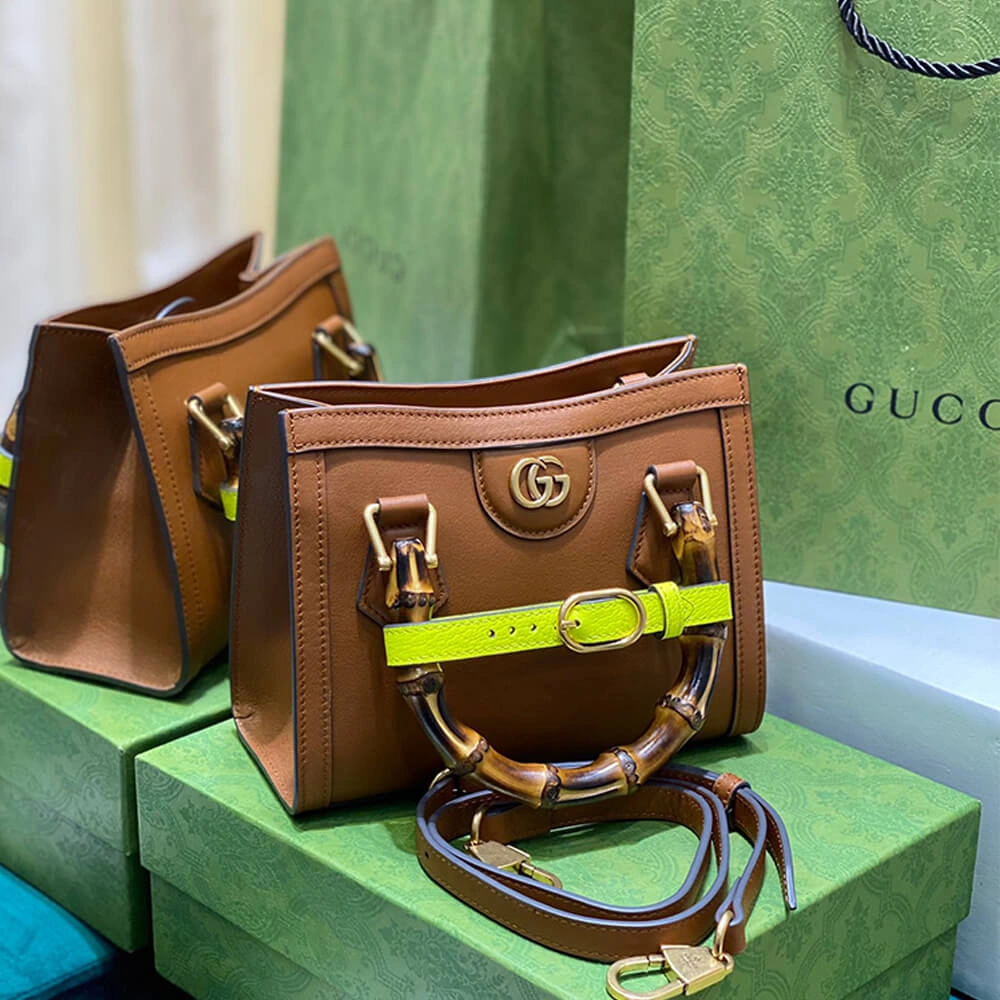 Sophisticated Gucci Diana mini tote bag 1146