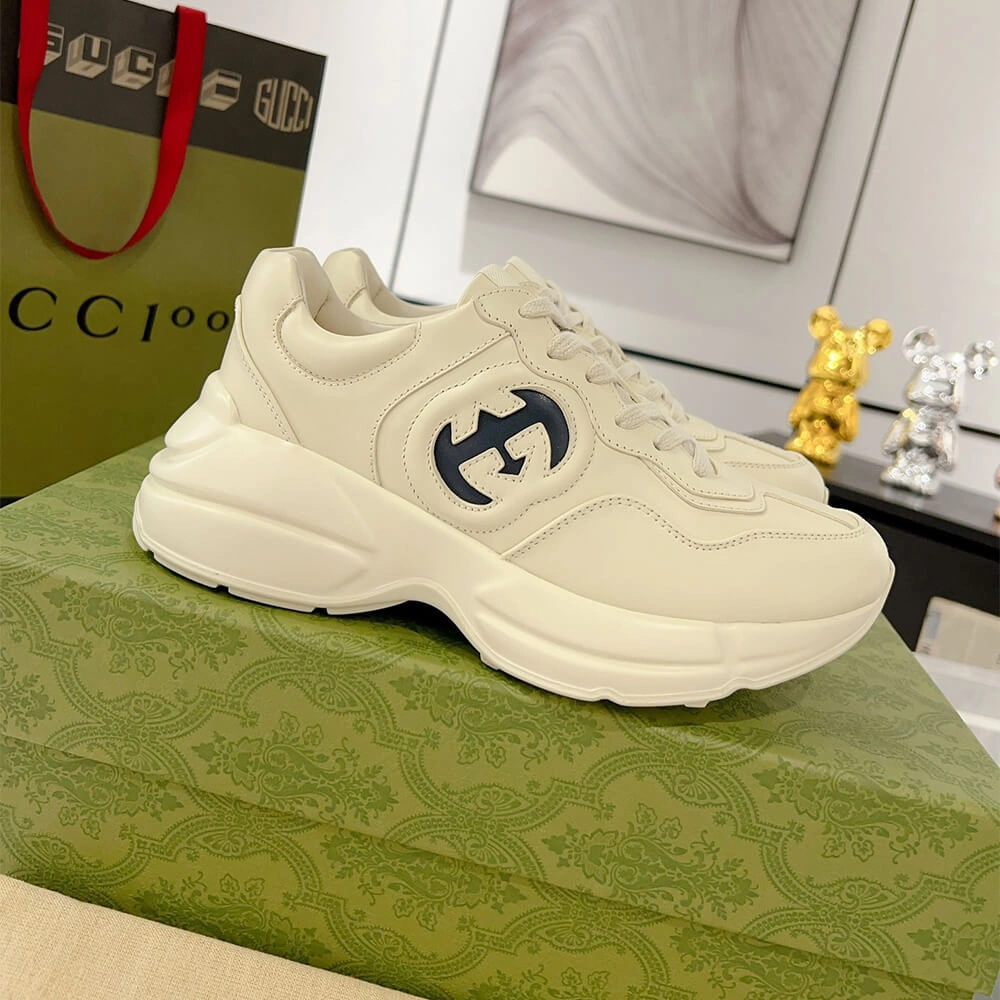 Casual Gucci Rhyton  Series Sneaker 3264