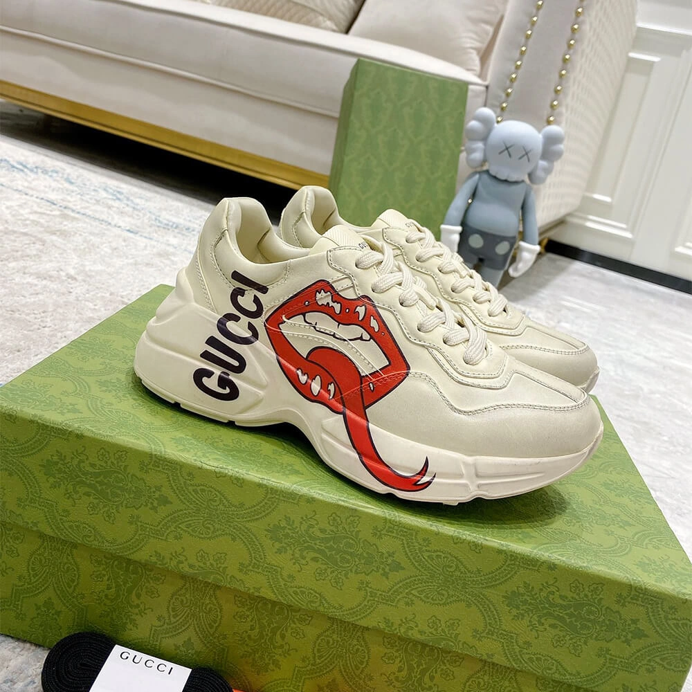 Comfortable Gucci Rhyton sneaker with mouth print 3271
