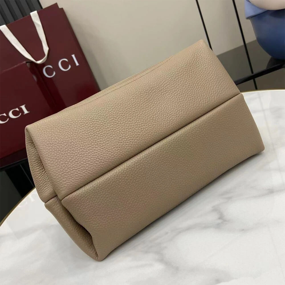 Gucci Softbit medium top handle bag(HIGH-END GRADE) Comfortable 1014