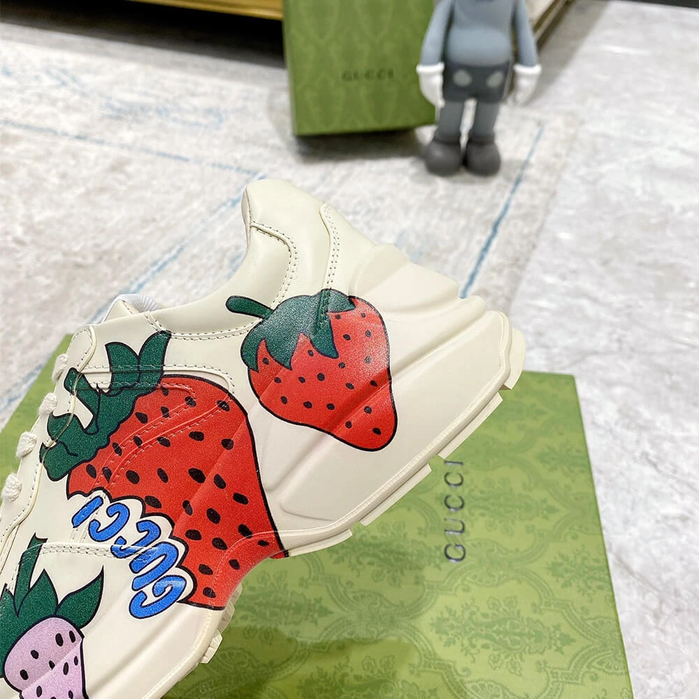 UrbanStyle Gucci Strawberries Rhyton Sneaker 3279