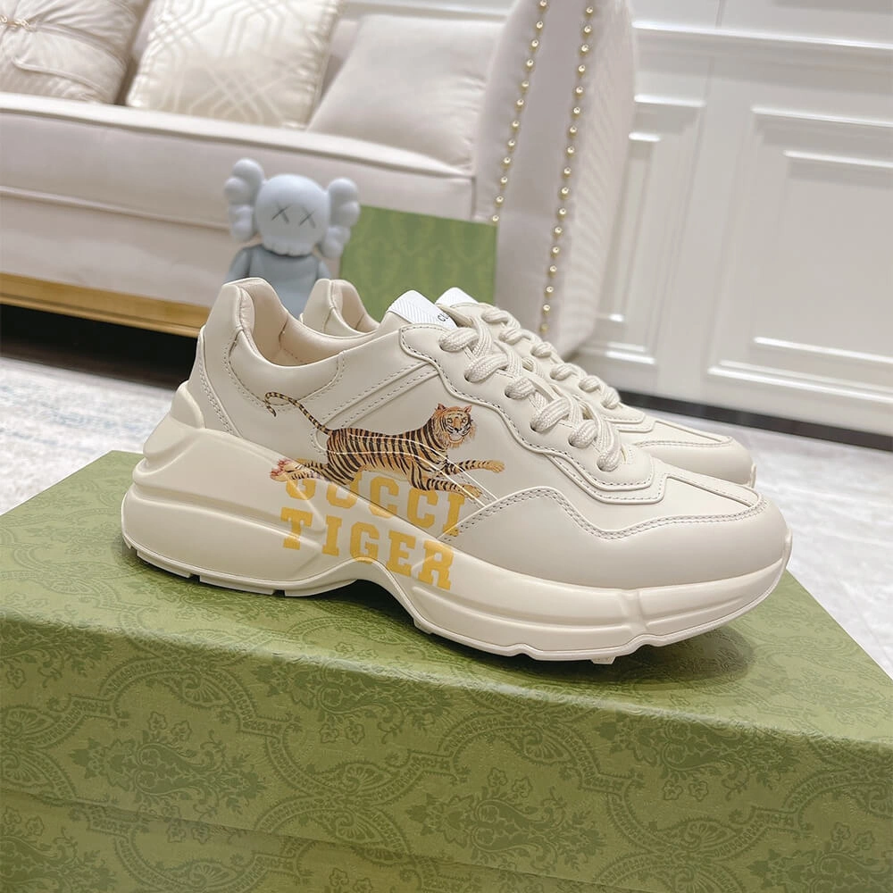 StreetReady Gucci Tiger Rhyton Sneaker 3289