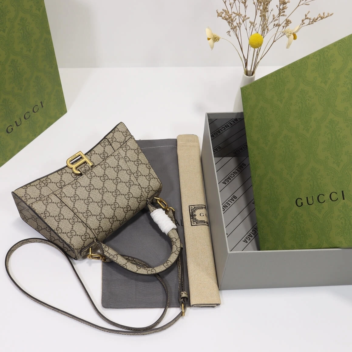 ComfortFit Gucci x Balenciaga Small Hourglass Bag 1272