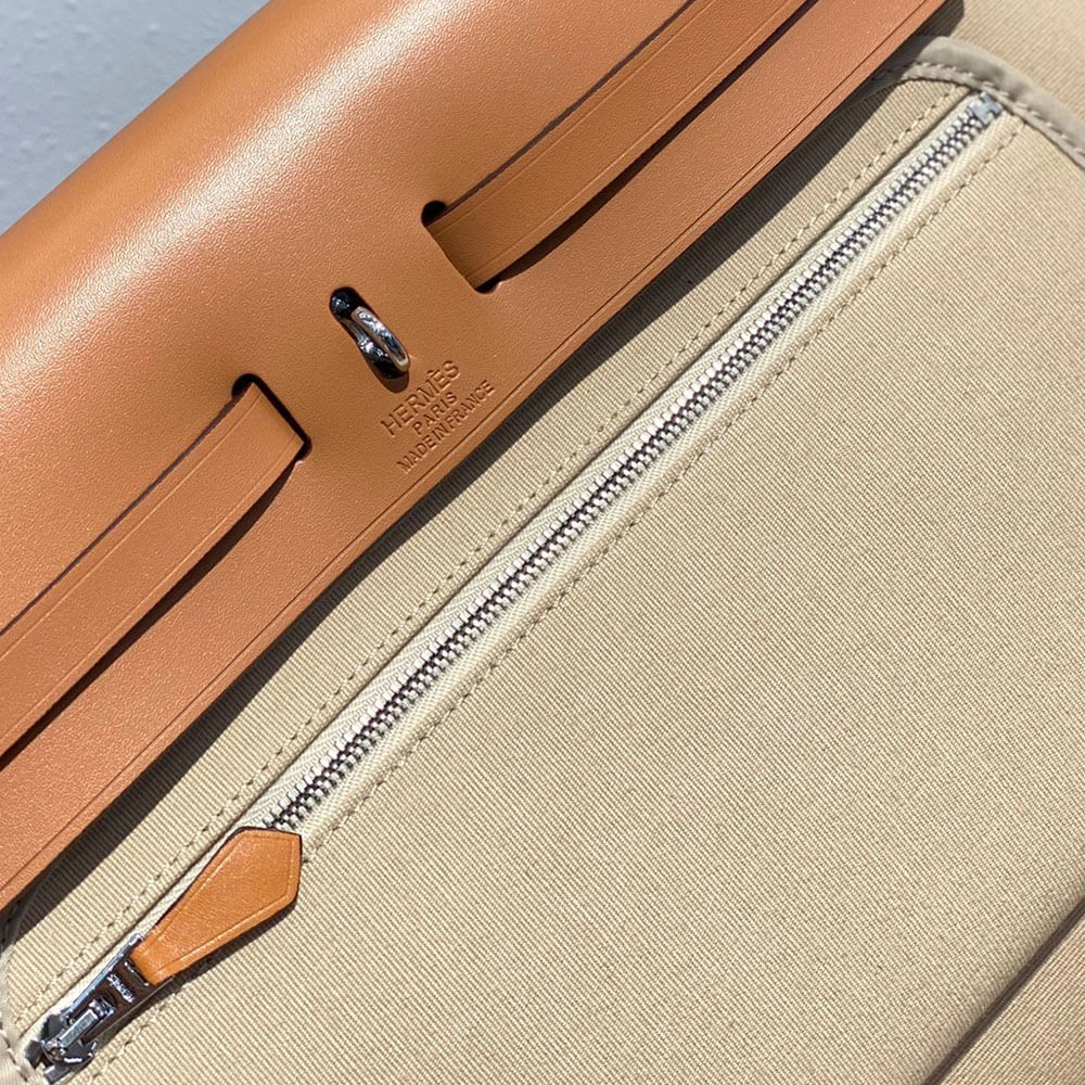 UrbanChic HERMES Herbag Zip 31 bag 1867