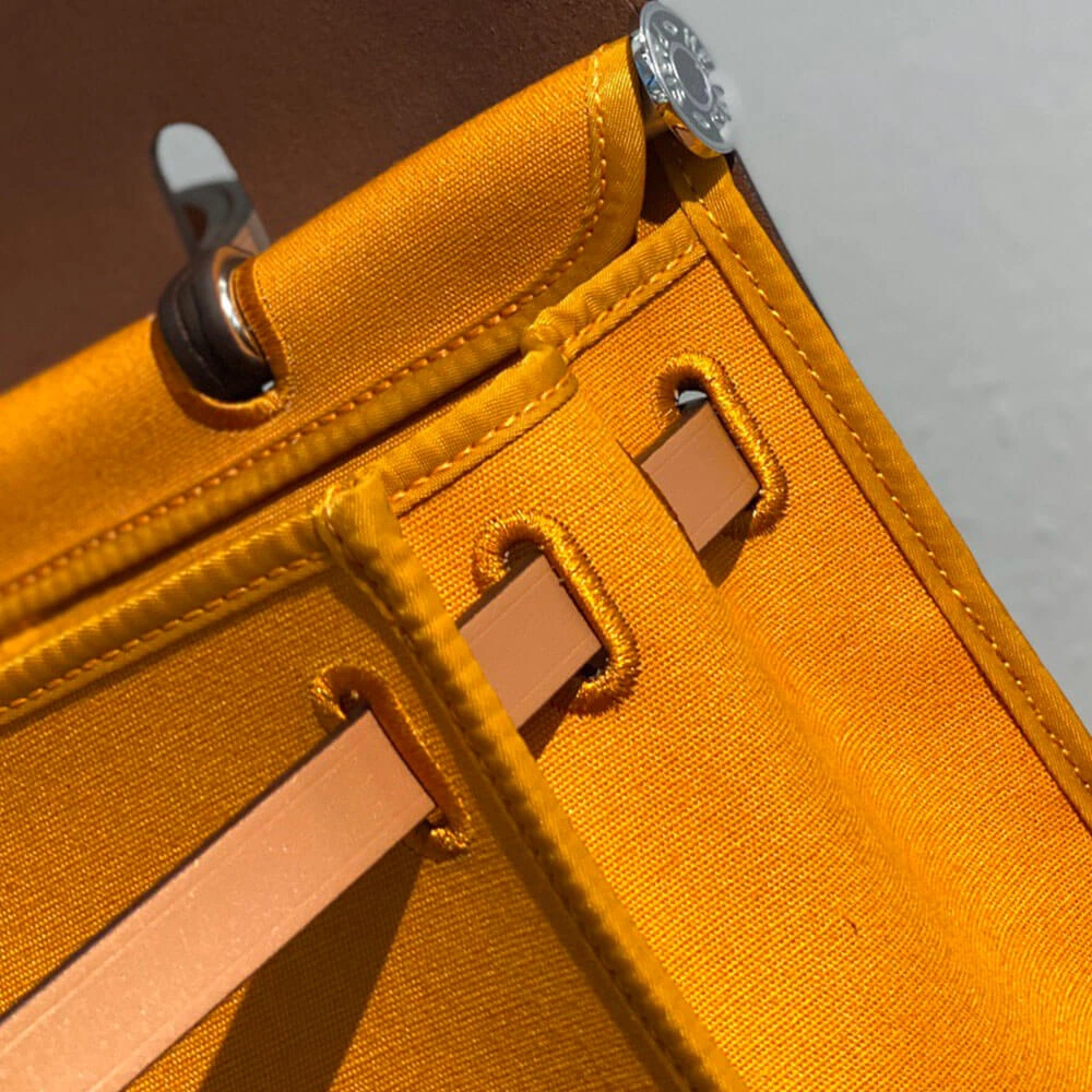 Stylish HERMES Herbag Zip 31 bag 1866