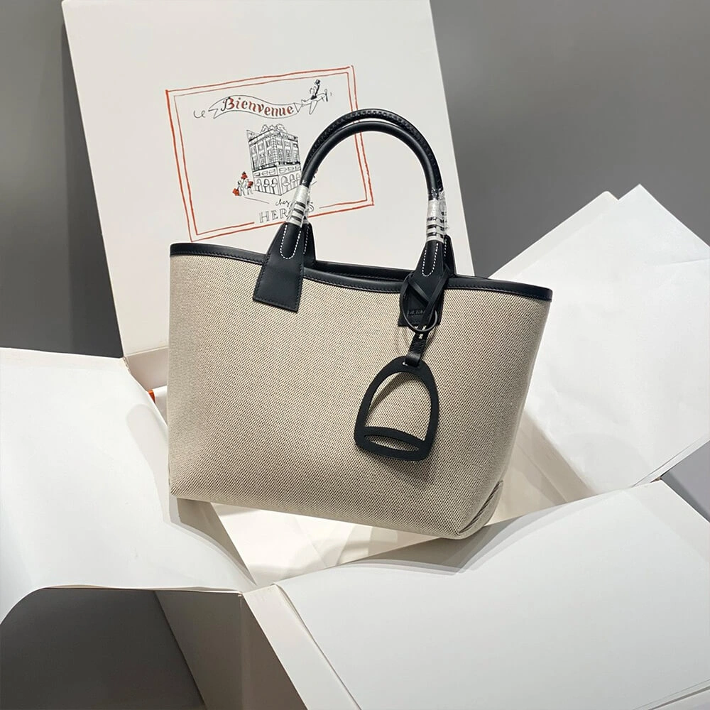 Vibrant HERMES Steeple 25 bag(high-end grade) 1970