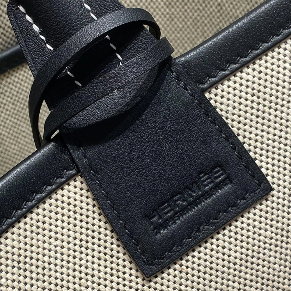 Vibrant HERMES Steeple 25 bag(high-end grade) 1970