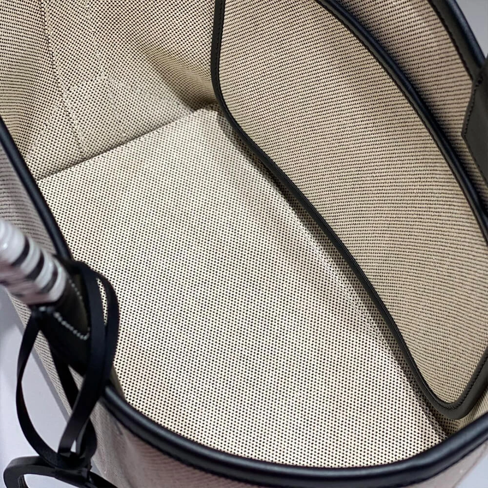 Vibrant HERMES Steeple 25 bag(high-end grade) 1970