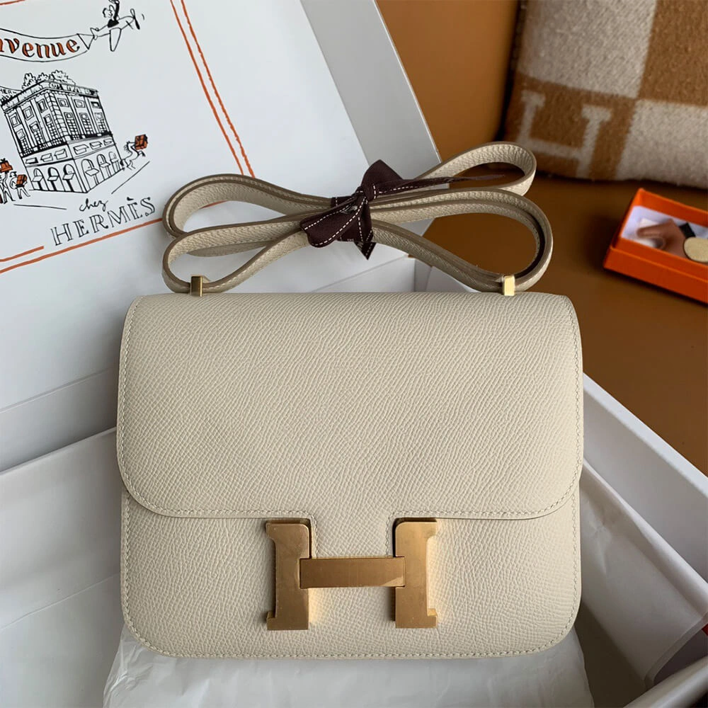 Sleek Hermes Constance 1783