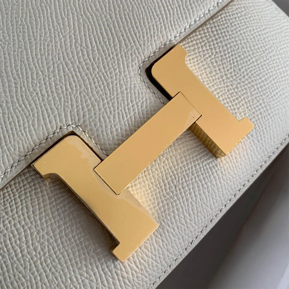 Sleek Hermes Constance 1783