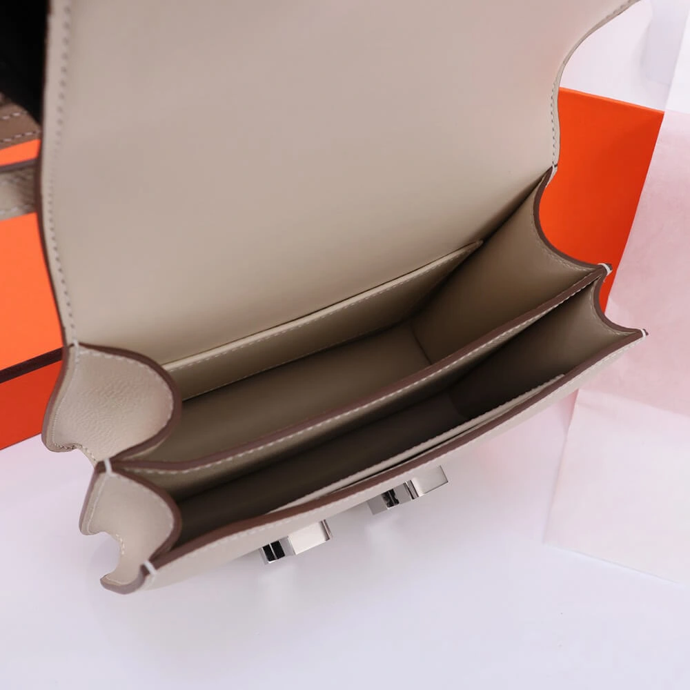 Hermes Constance DailyWear 1726