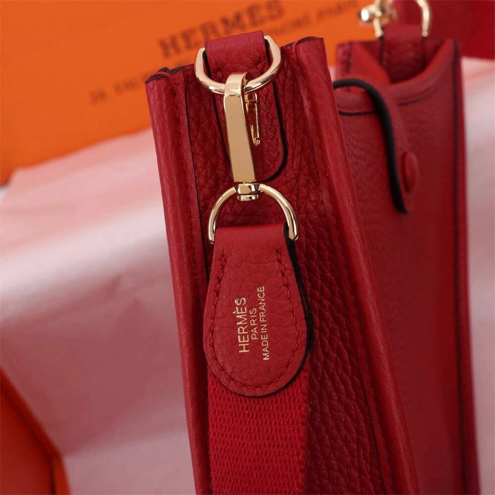 Hermes Evelyne FreshLook 1882