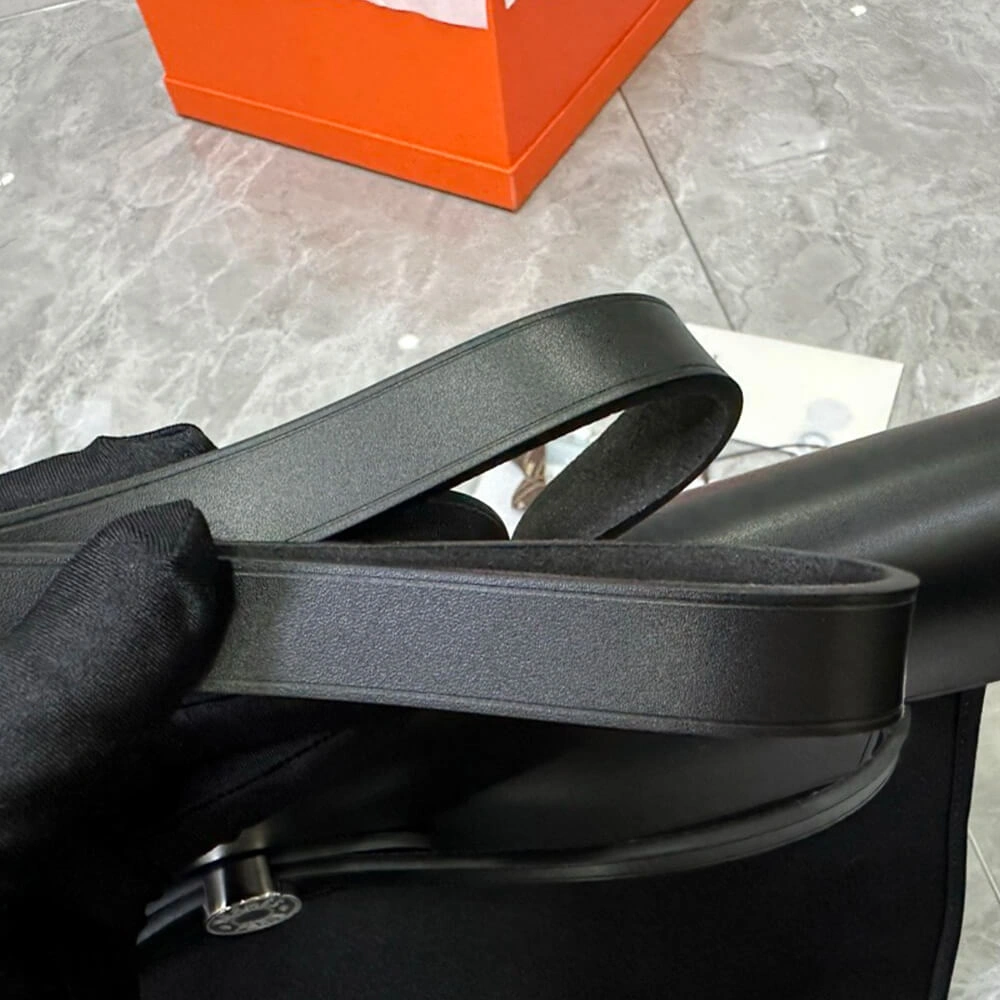 Comfortable Hermes Herbag 1962