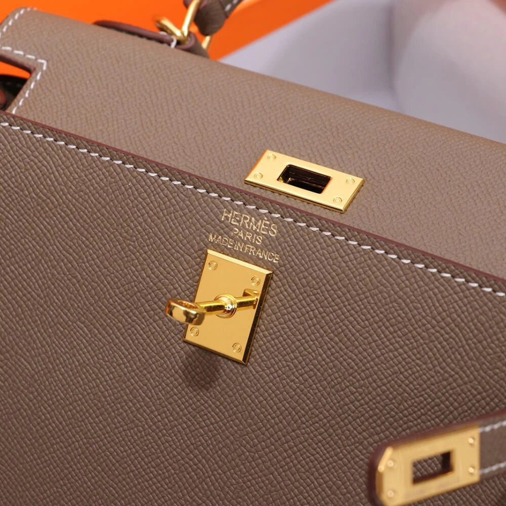 Hermes Kelly FashionForward 1820