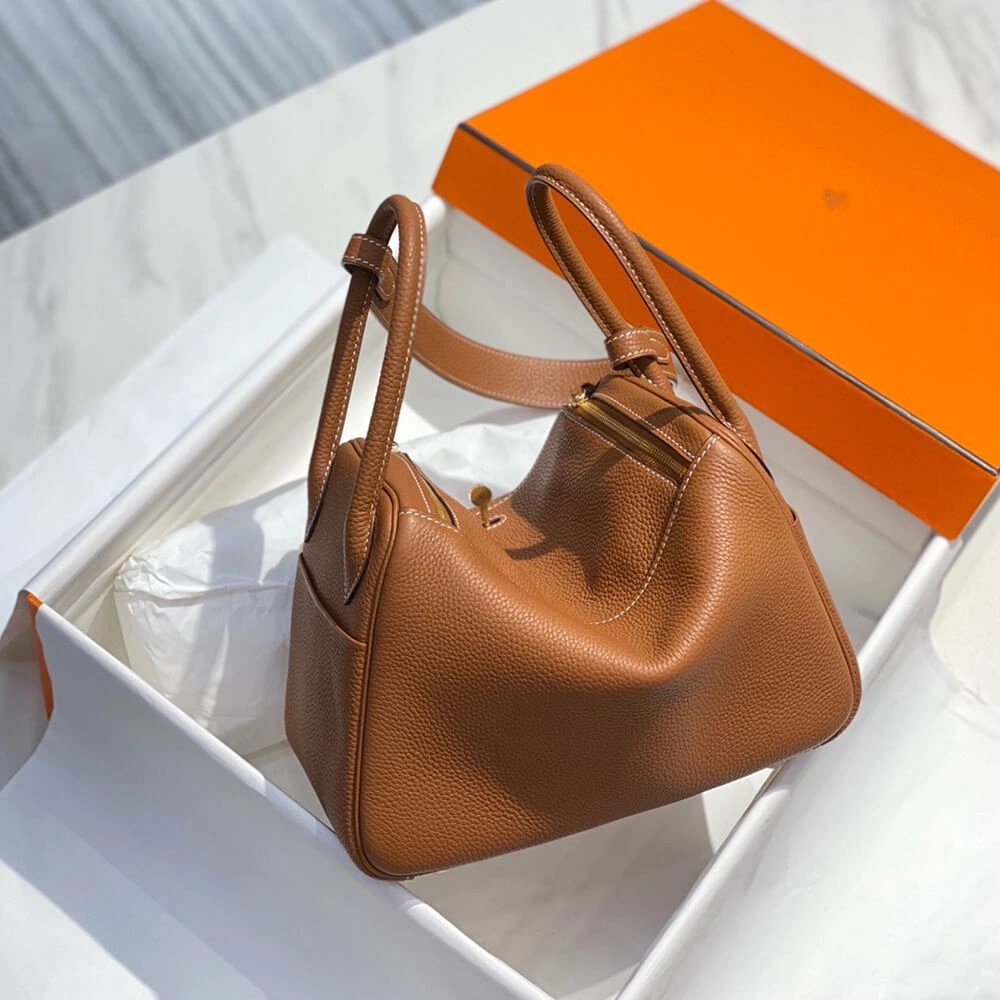 Trendsetting Hermes Lindy 1778
