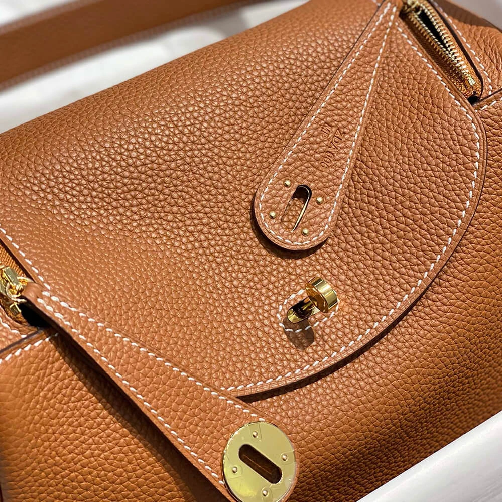 Trendsetting Hermes Lindy 1778