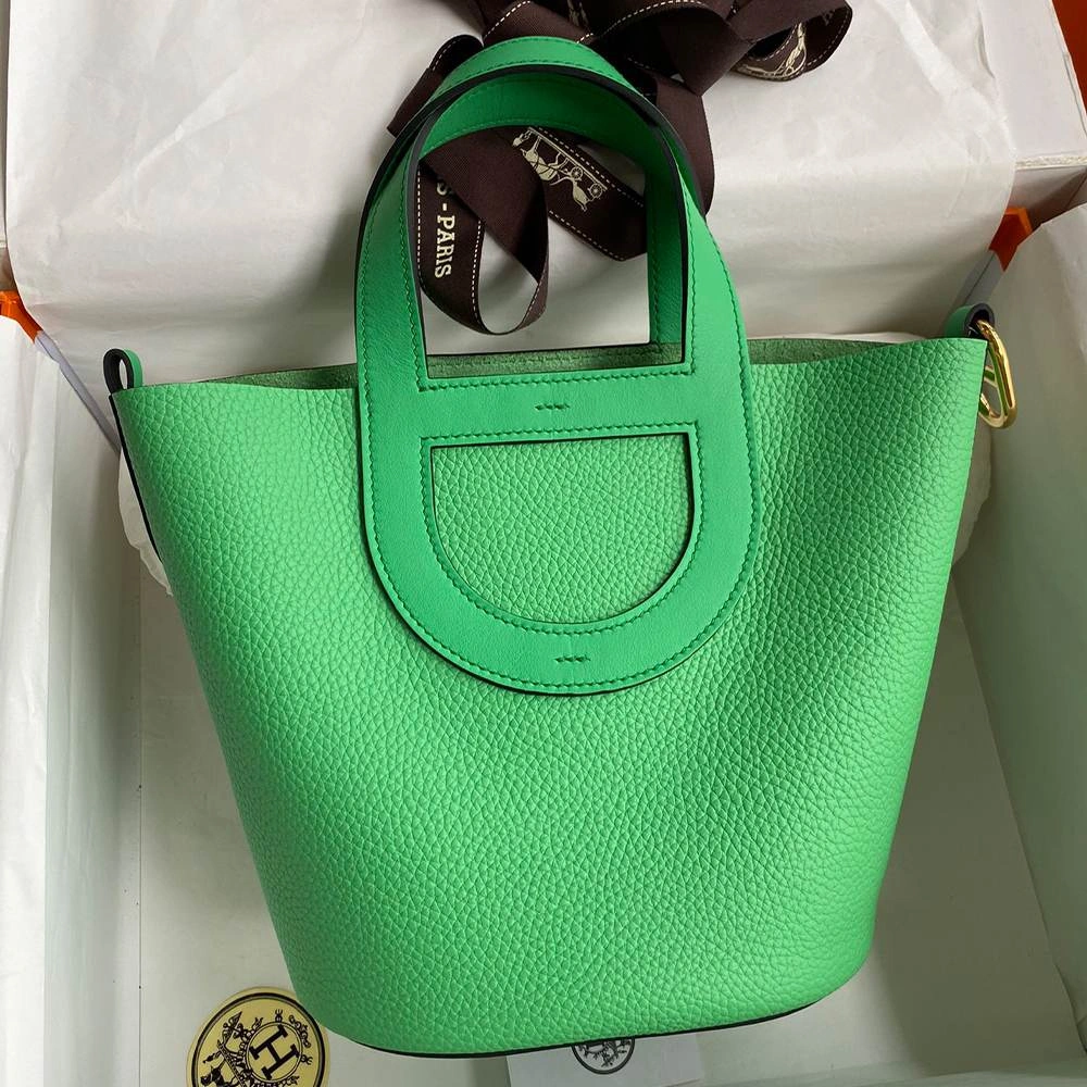 Breathable Hermès In-the-Loop 1746