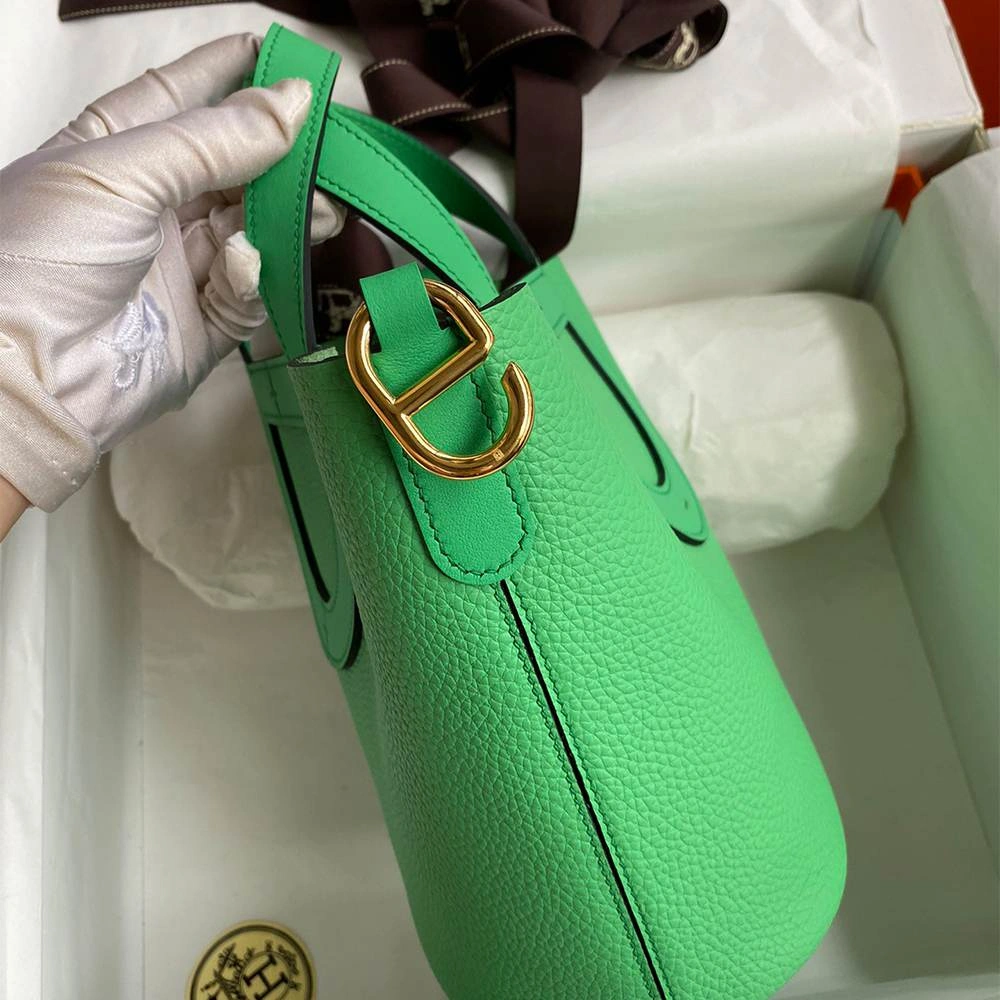 Breathable Hermès In-the-Loop 1746
