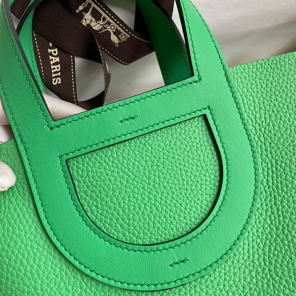 Breathable Hermès In-the-Loop 1746
