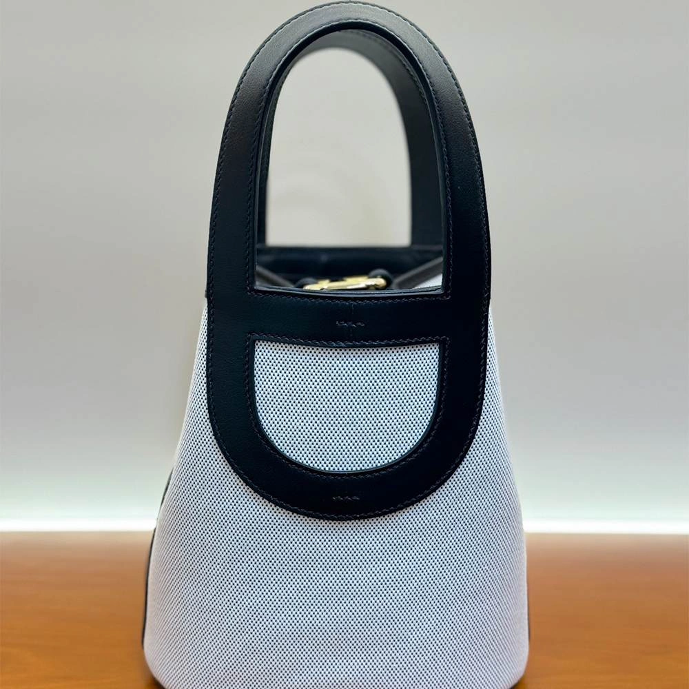 Hermès In-the-Loop Sleek 1768