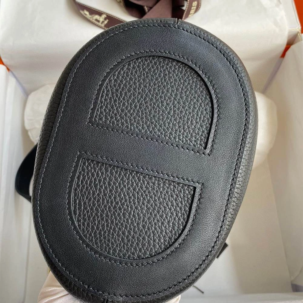 Hermès In-the-Loop WrinkleFree 1712