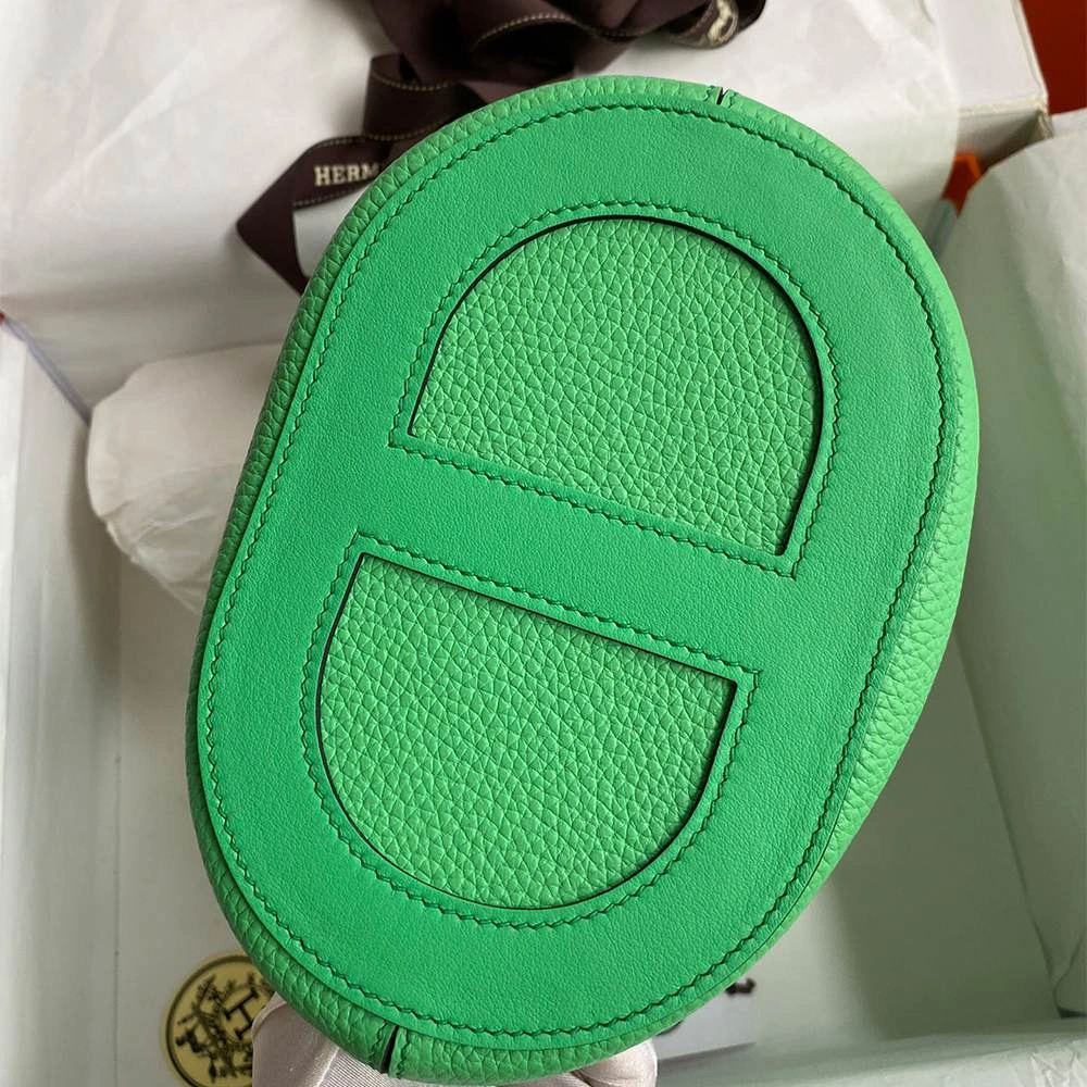 Breathable Hermès In-the-Loop 1746