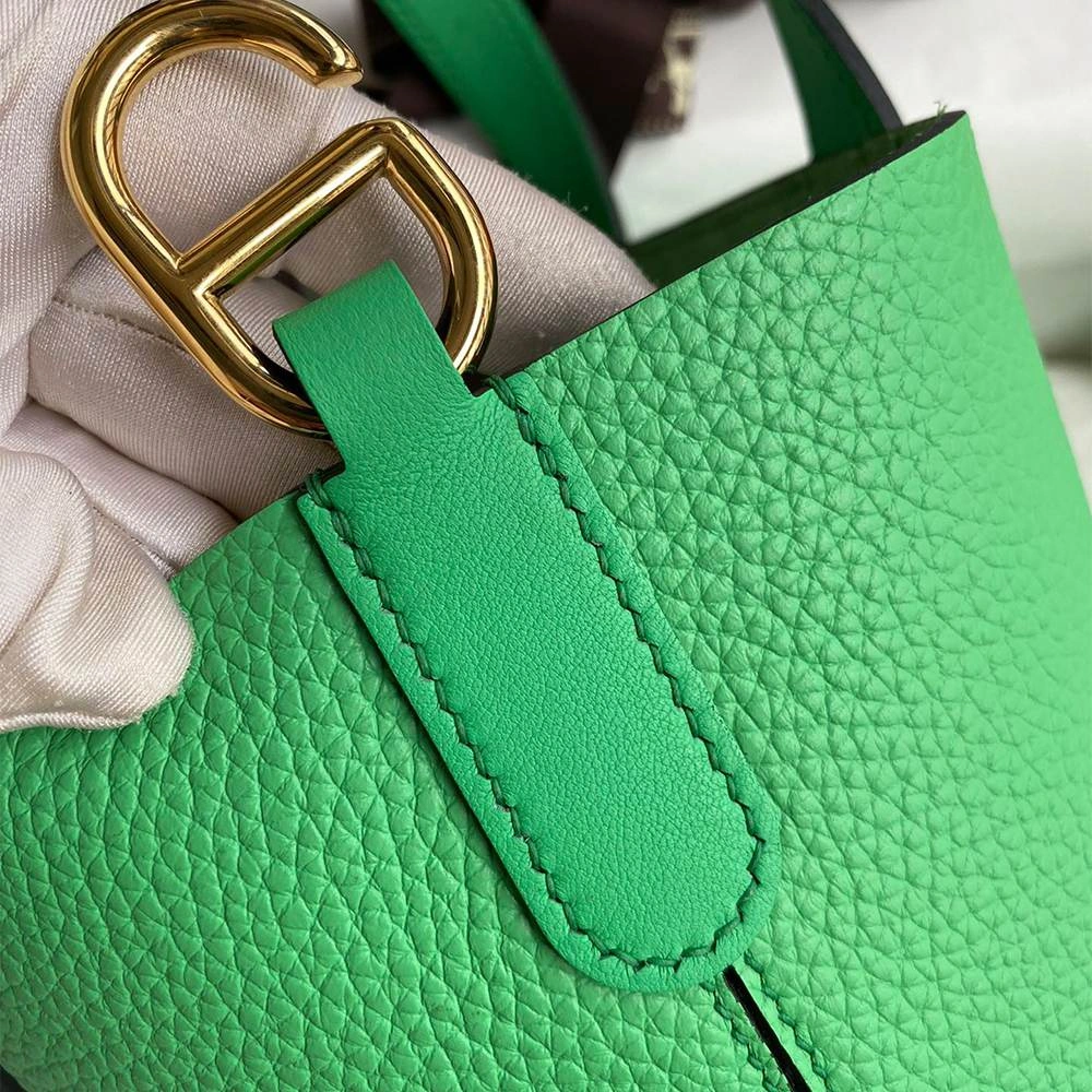 Breathable Hermès In-the-Loop 1746