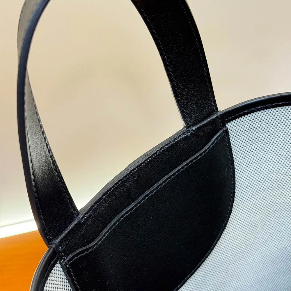 Hermès In-the-Loop Sleek 1768