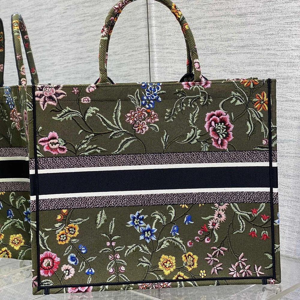 ComfortFit LARGE DIOR BOOK TOTE 2359