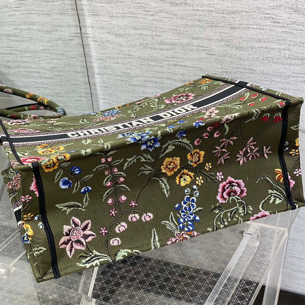 ComfortFit LARGE DIOR BOOK TOTE 2359
