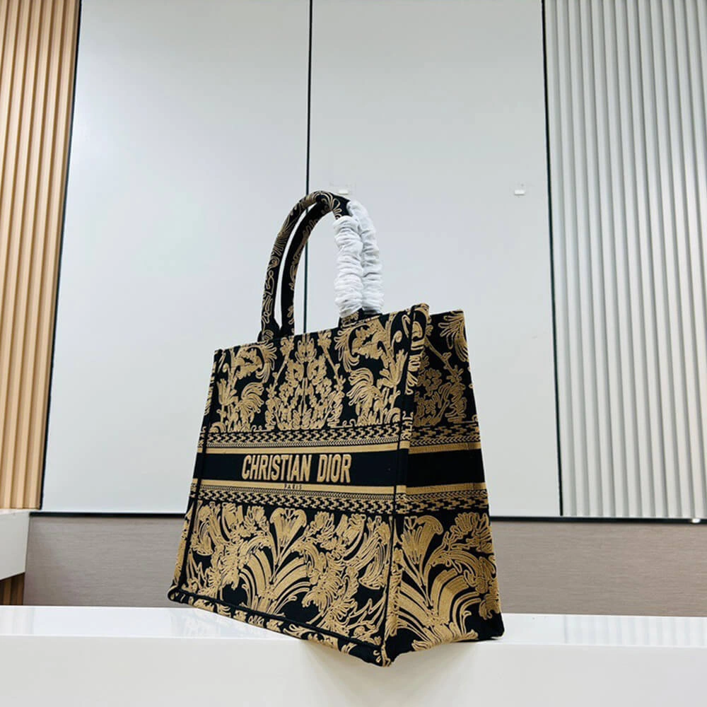 LARGE DIOR BOOK TOTE Youthful 2310