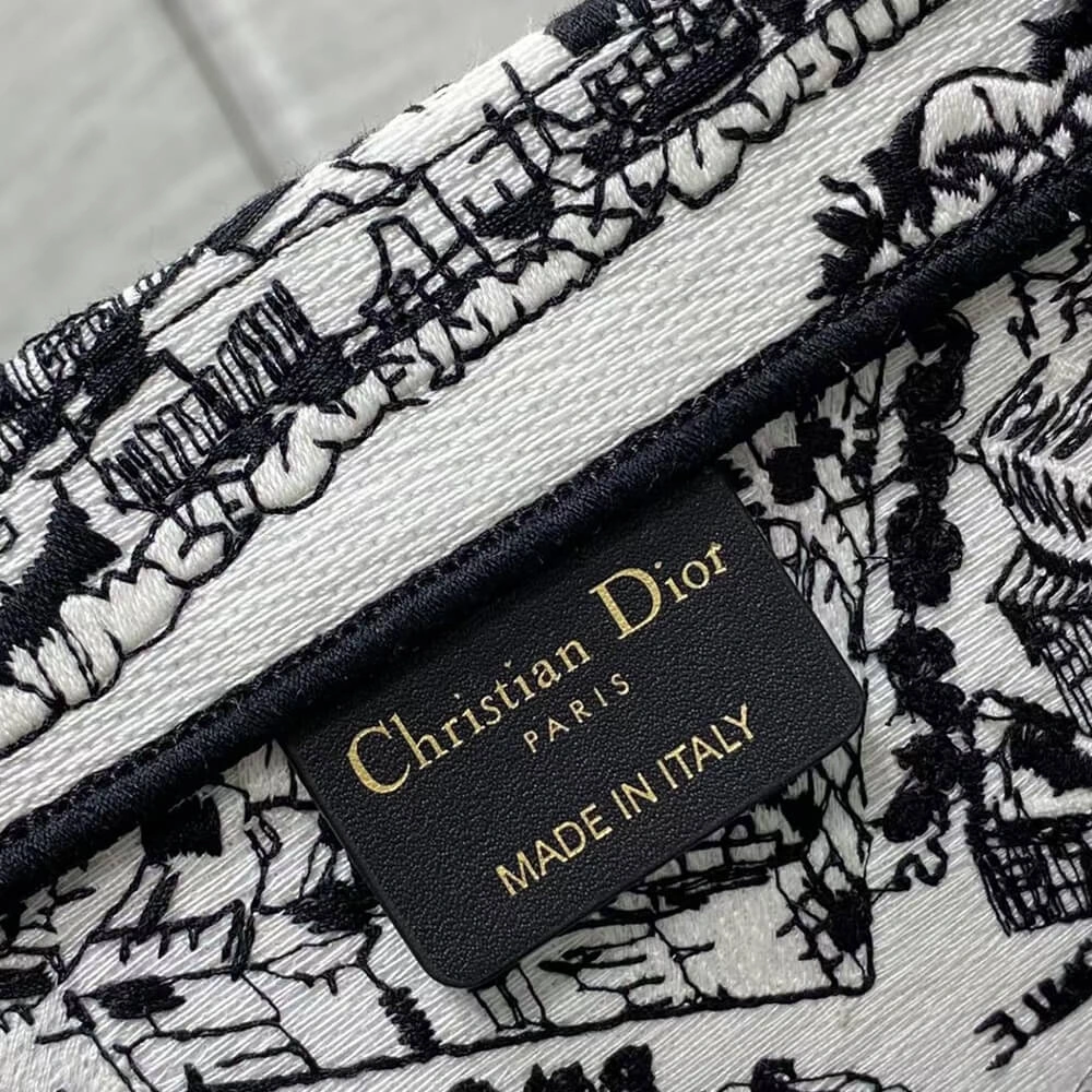 EasyMatch LARGE DIOR BOOK TOTE 2361