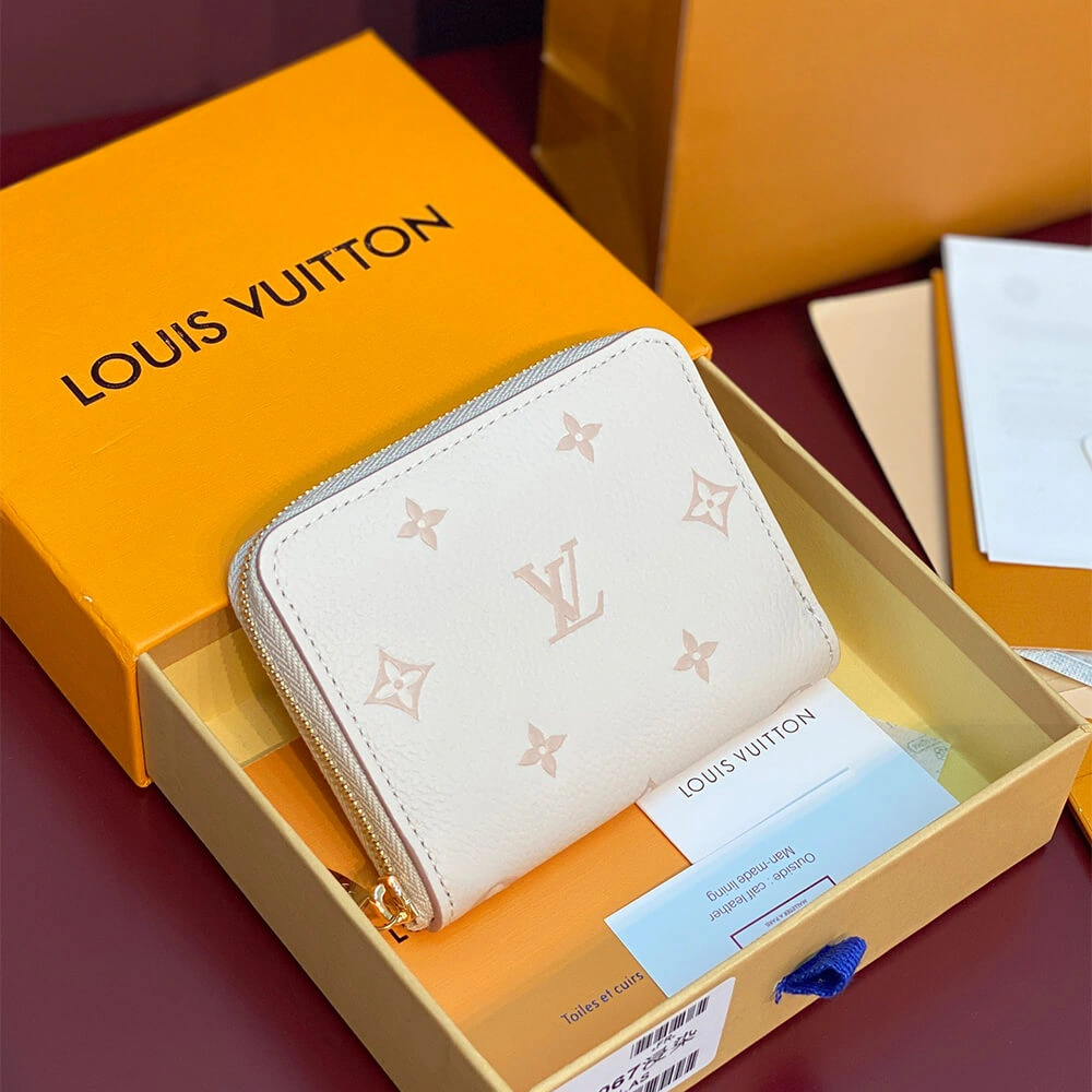 LV  Zippy Coin Purse Effortless 231