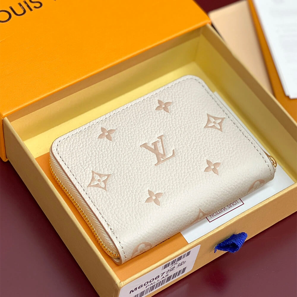 LV  Zippy Coin Purse Effortless 231