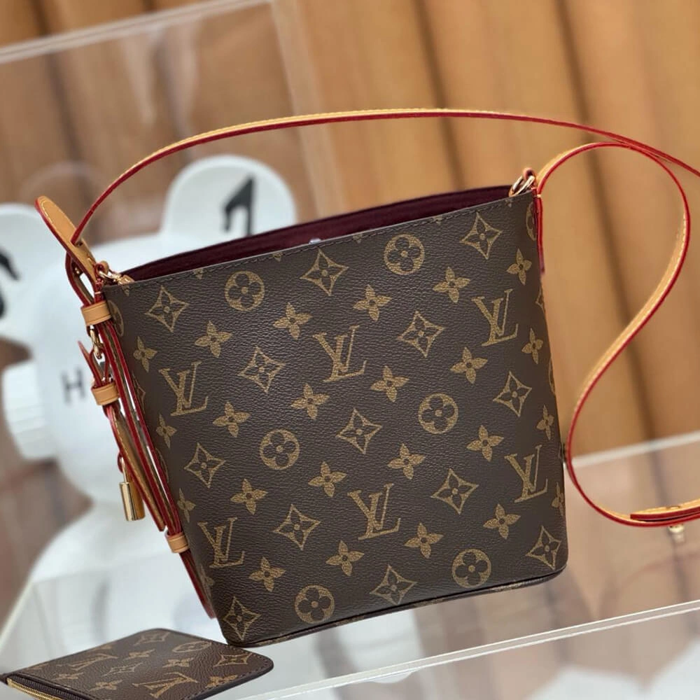 Trendy LV All In BB 477