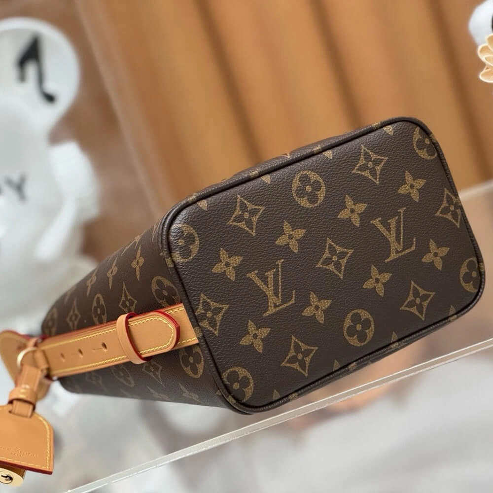 Trendy LV All In BB 477
