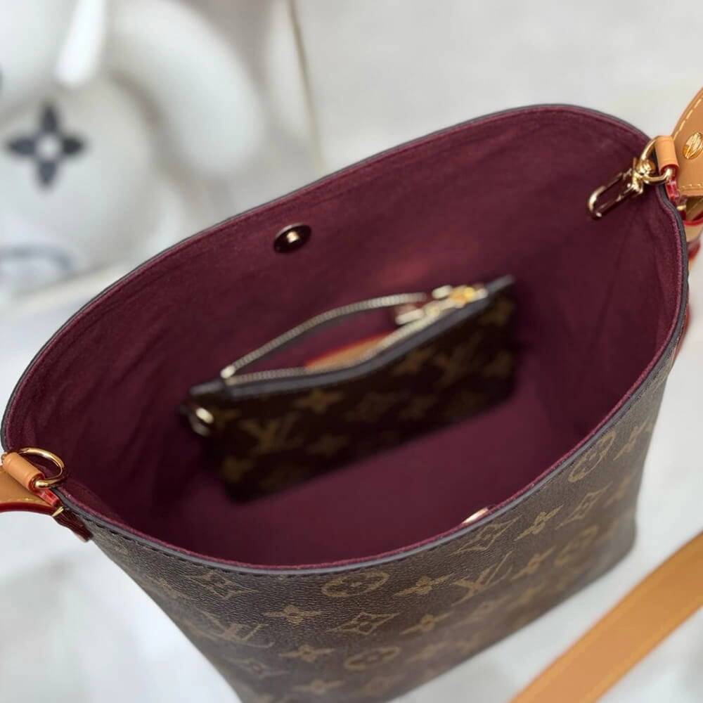 Trendy LV All In BB 477