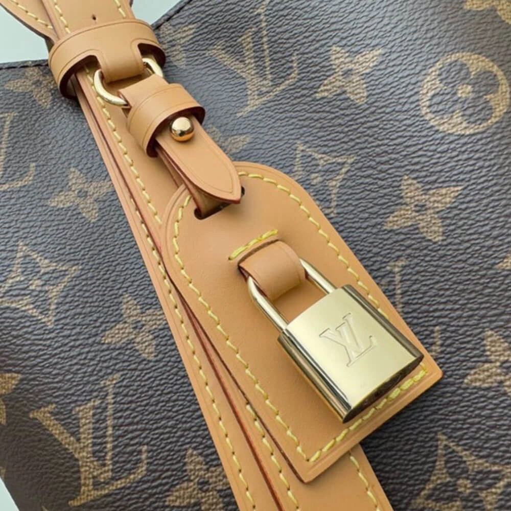 LV All In GM Snug 472