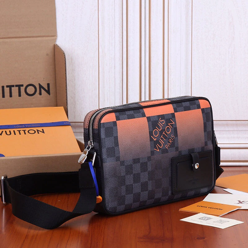 LV Alpha Messenger Youthful 775
