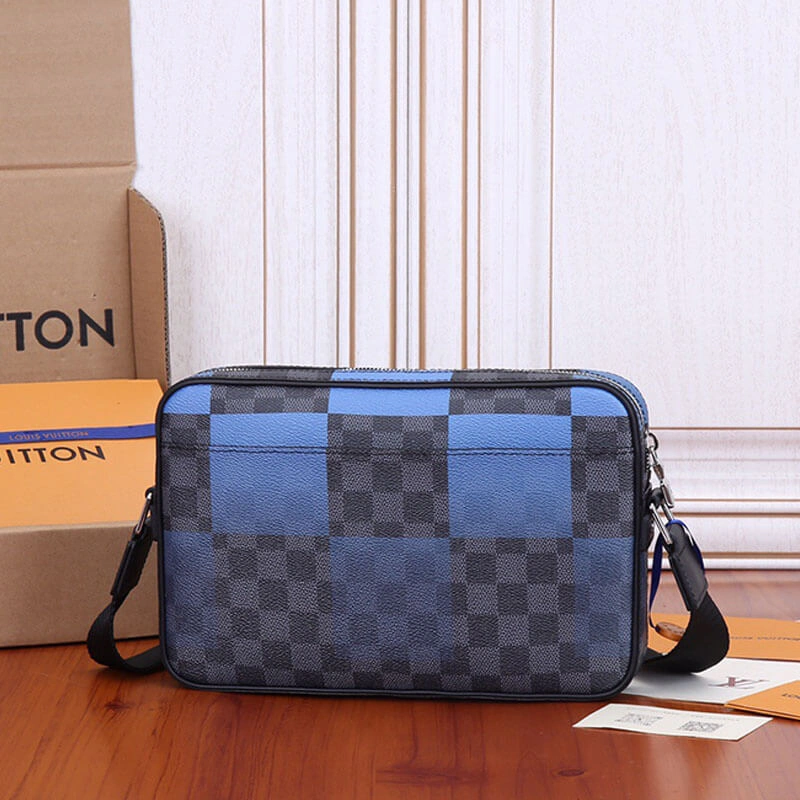 LV Alpha Messenger AllSeason 802